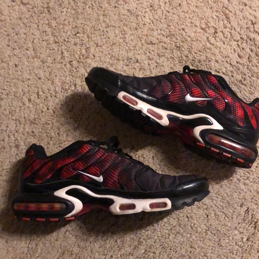 Nike Air Max Plus Size 11 Fire Red Rare